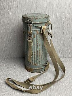 German Ww2 1944 Kriegsmarine Camouflaged Gas Mask Canister With Riveted Straps