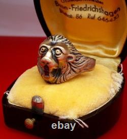 Original WW2 German 1942 Kriegsmarine U-boat officer Lion Ring with red garnet
