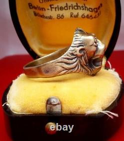 Original WW2 German 1942 Kriegsmarine U-boat officer Lion Ring with red garnet