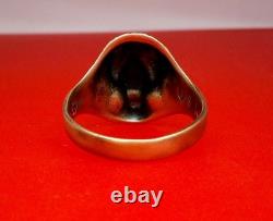 Original WW2 German 1942 Kriegsmarine U-boat officer Lion Ring with red garnet
