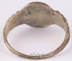 U 518 Tiger bites ship U-boat WW2 German ring naval submarine U-Boot Kriegsmarin