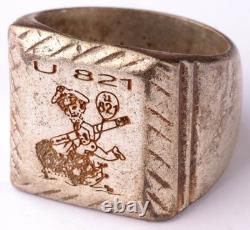 U-boat U821 Torpedo WW2 German ring naval submarine U-Boot Kriegsmarine Navy WWI