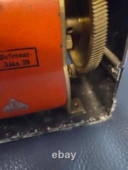 WW2 German Field Phone Model 1933 Feldfernsprecher 33 Kriegsmarine version, rare