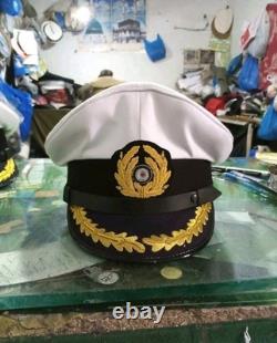 WW2 German Kriegsmarine Kapitan visor cap. White cotton top, single braided peak