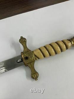 WW2 German Naval (Kriegsmarine) Dagger with original strap